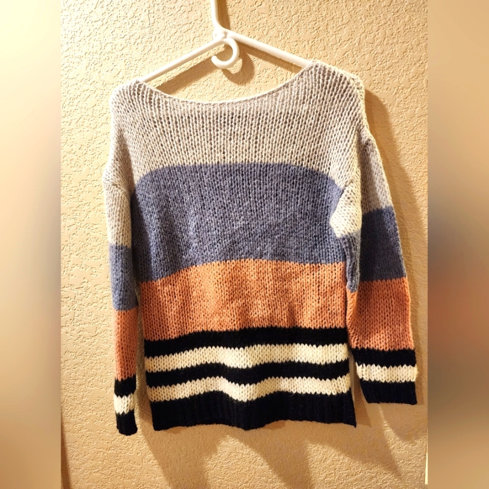 ⭐️Lucky Brand Women’s Color Block Sweater Size XS - Picture 1 of 4